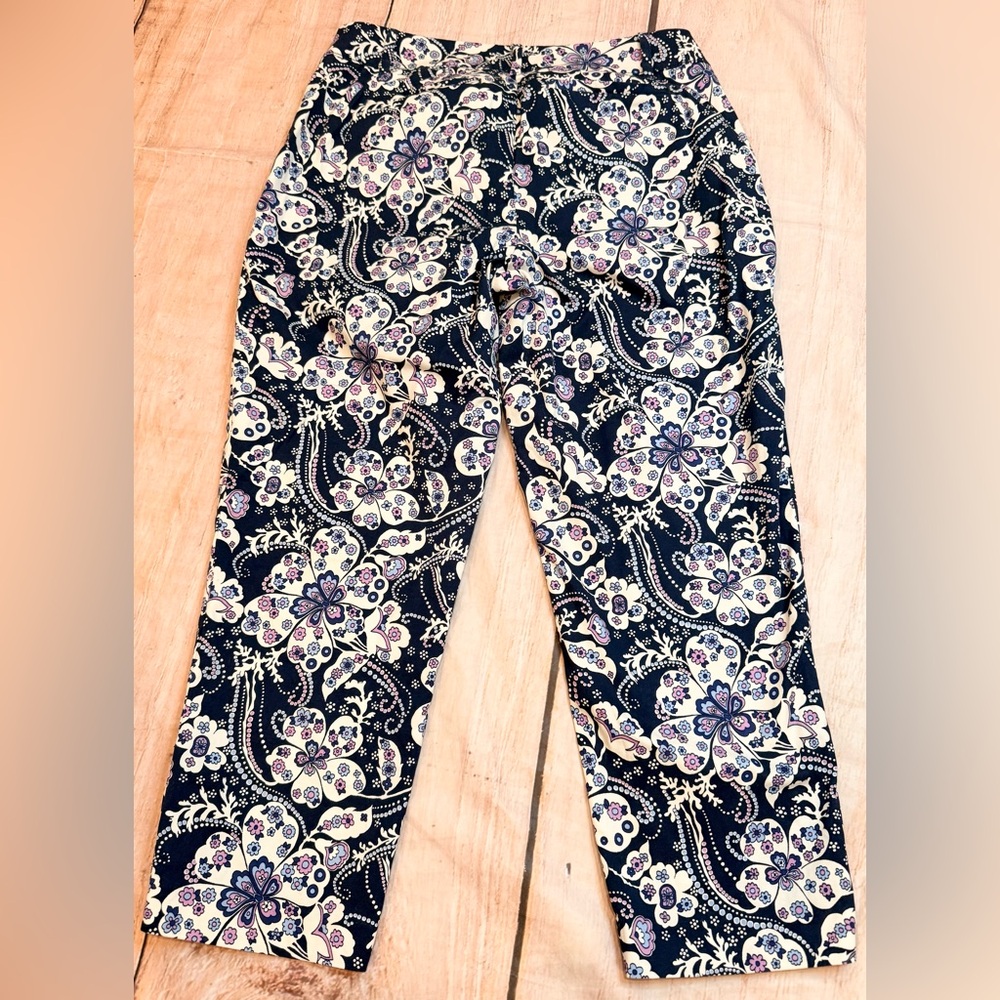 Talbots Women’s The Perfect Crop Pants Blue Purple Floral Print Size 4P - Picture 5 of 9